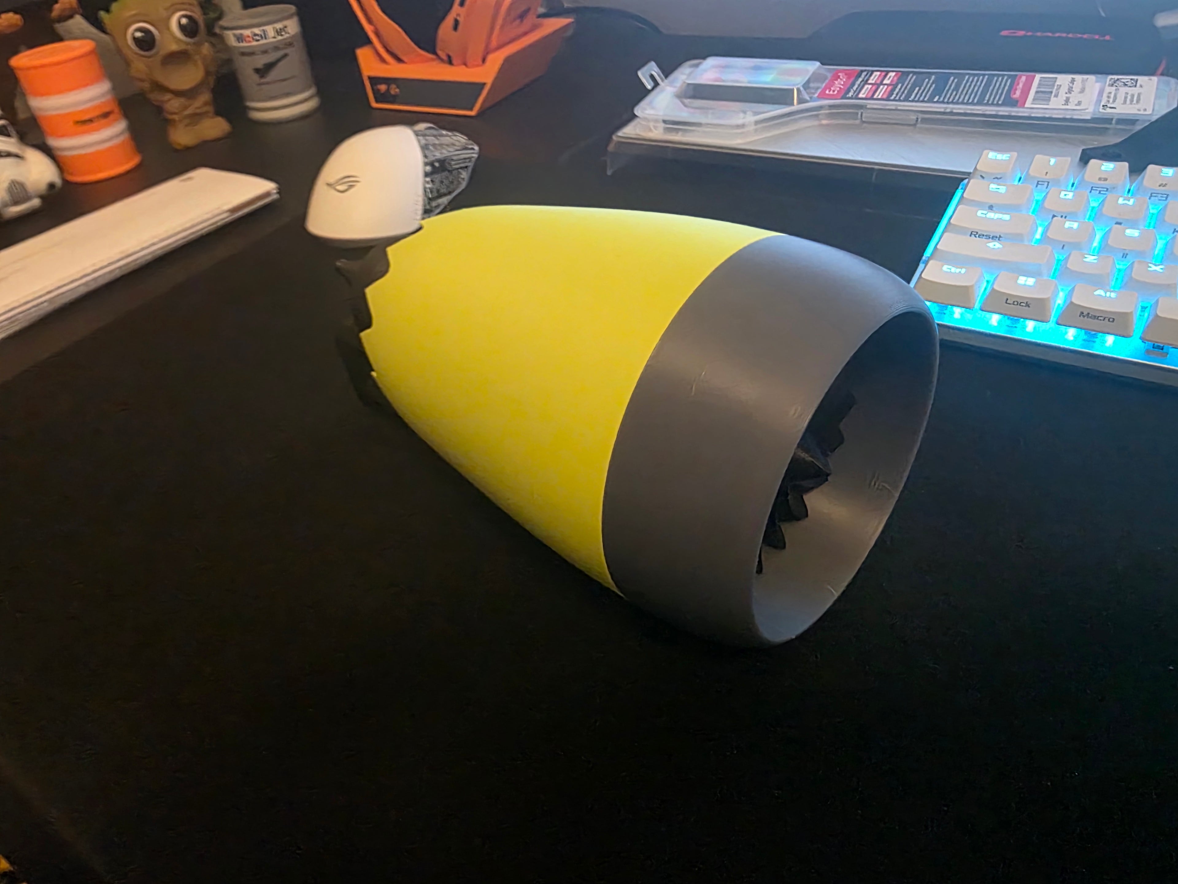 Desktop Jet Engine Model | 3D Printed Turbine Replica | Aviation Desk Decor