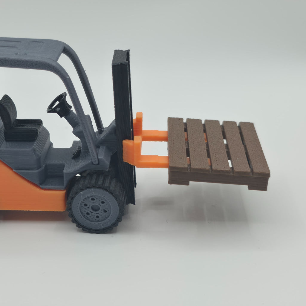 Industrial Logistics Forklift - High-Detail 3D Printed Warehouse Miniature