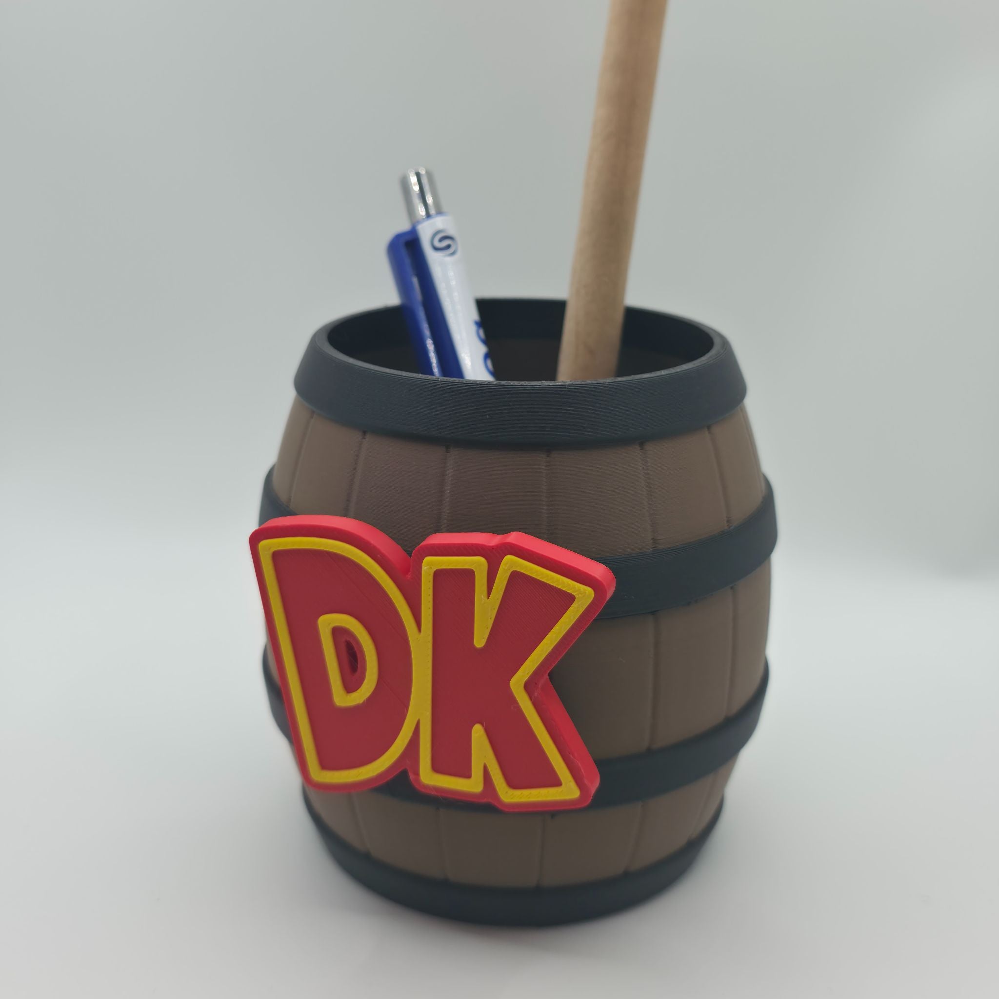 Barrel Pen Holder - Jungle DK Edition