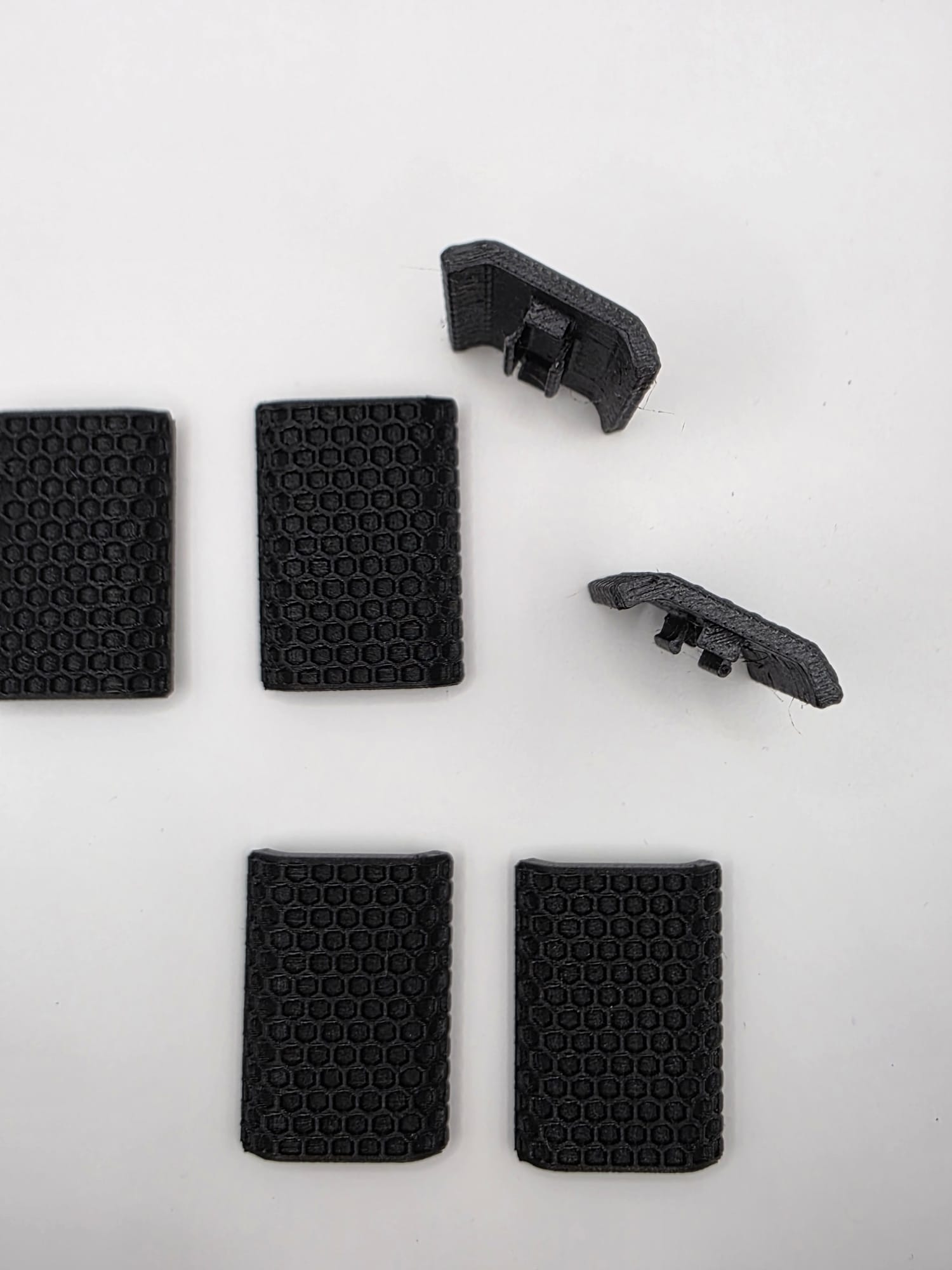 M-LOK Honeycomb Rail Covers - (6-Piece Set) High-Grip Tactical Handguard Panels (6-Piece Set) | 3D Nuke Toyz
